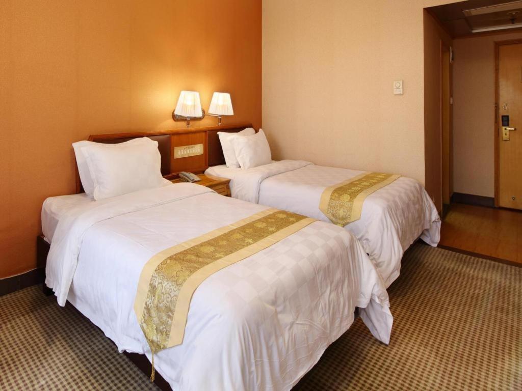 Nanfang Dasha Hotel Guangzhou Exterior photo