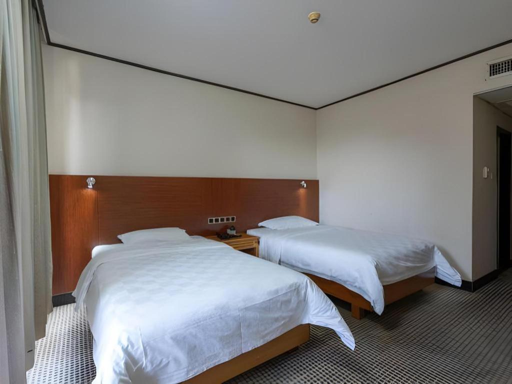 Nanfang Dasha Hotel Guangzhou Exterior photo